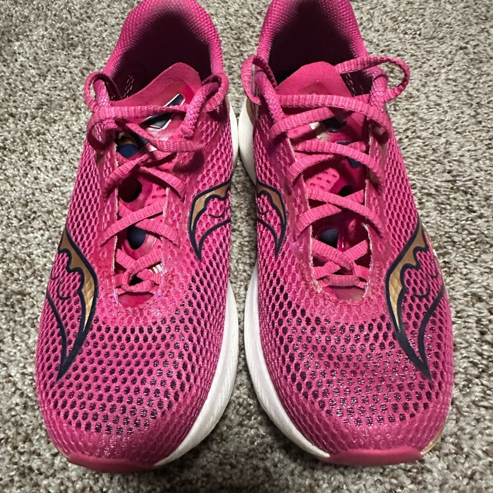 Saucony Women's Pink Endorphin Running Shoes